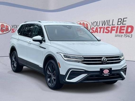 VOLKSWAGEN TIGUAN 4MOTION 2022 3VV2B7AX1NM013305 image